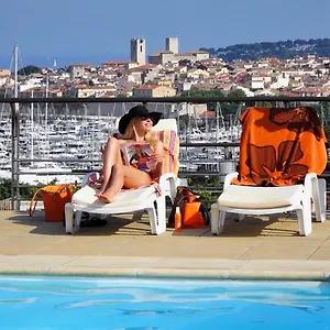 Hotel apartamentowy Resideal ****