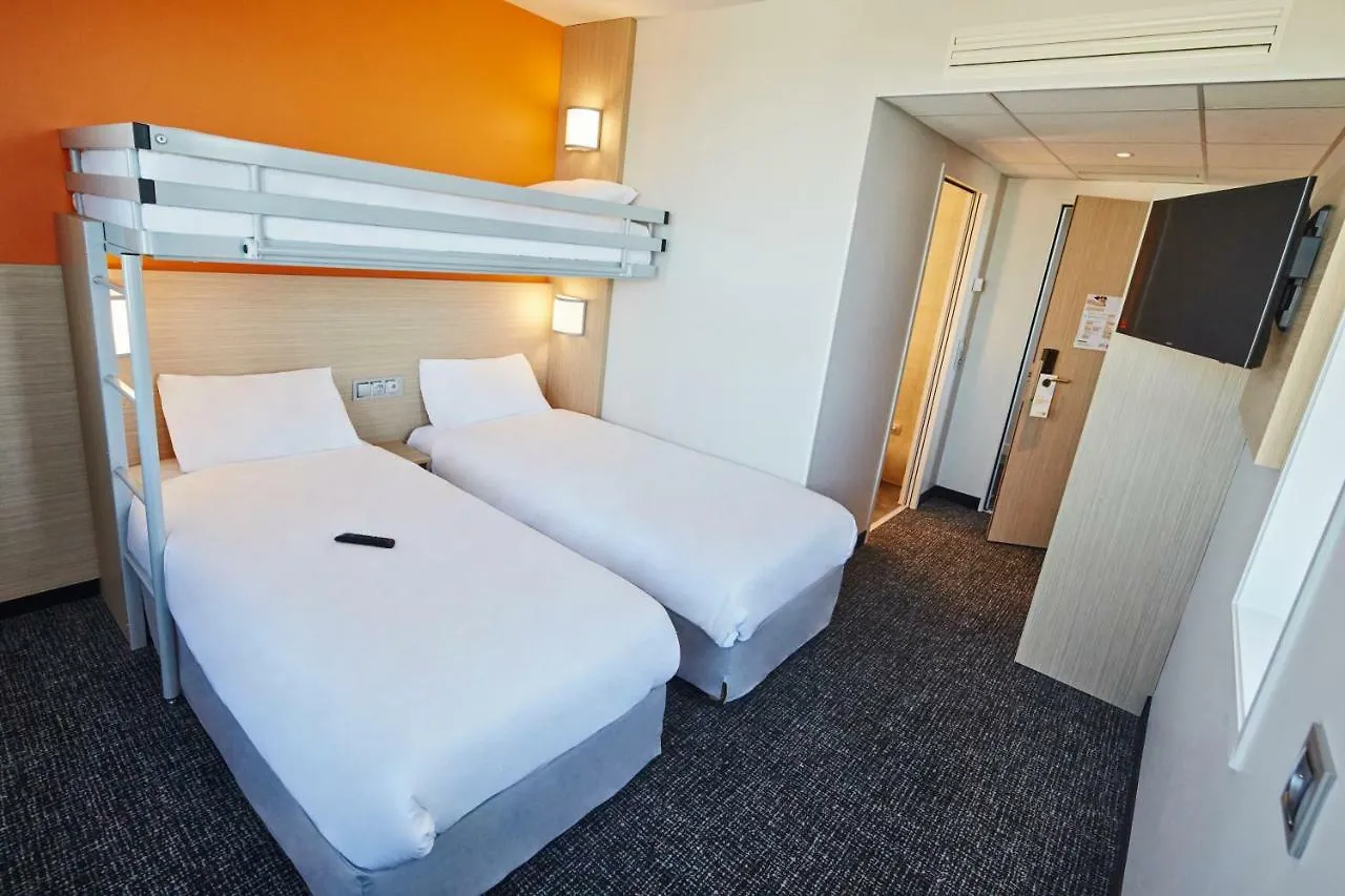 ** Hotel Kyriad Eco - Clermont Ferrand Estaing França